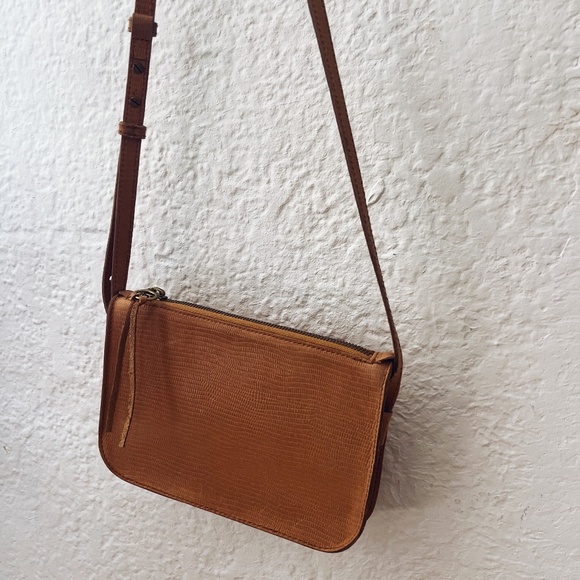 Madewell Simple Crossbody Bag - Picture 1 of 2